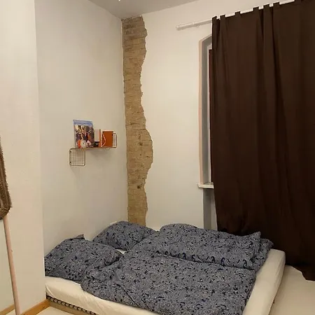 Apartman Vorhang Auf!