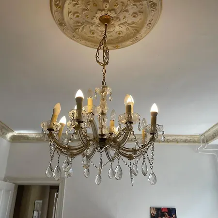 Apartman Vorhang Auf! *