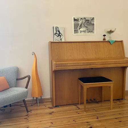 Vorhang Auf! * برلين