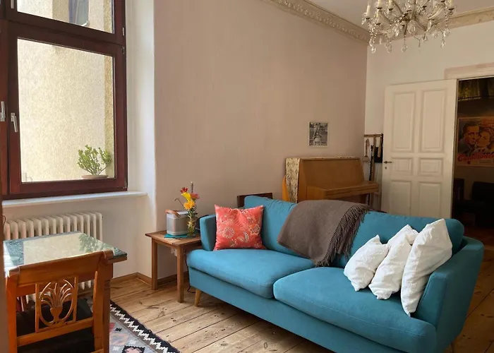 Vorhang Auf! * برلين